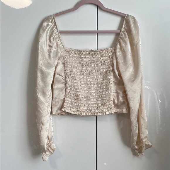 June & Hudson NWOT Cream Ruched Puff Criss Cross Closure Bohemian Blouse, Size L - Picture 7 of 12